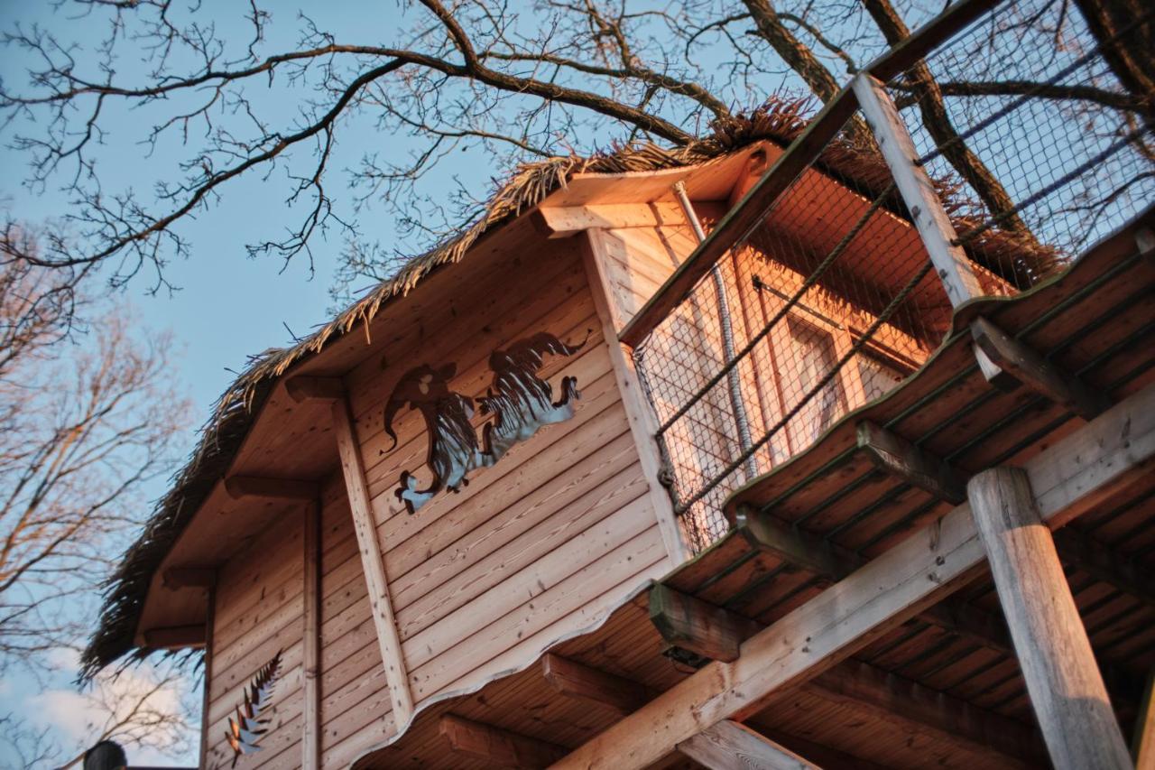 Treehouse Kremilek Villa Jesenice  Luaran gambar